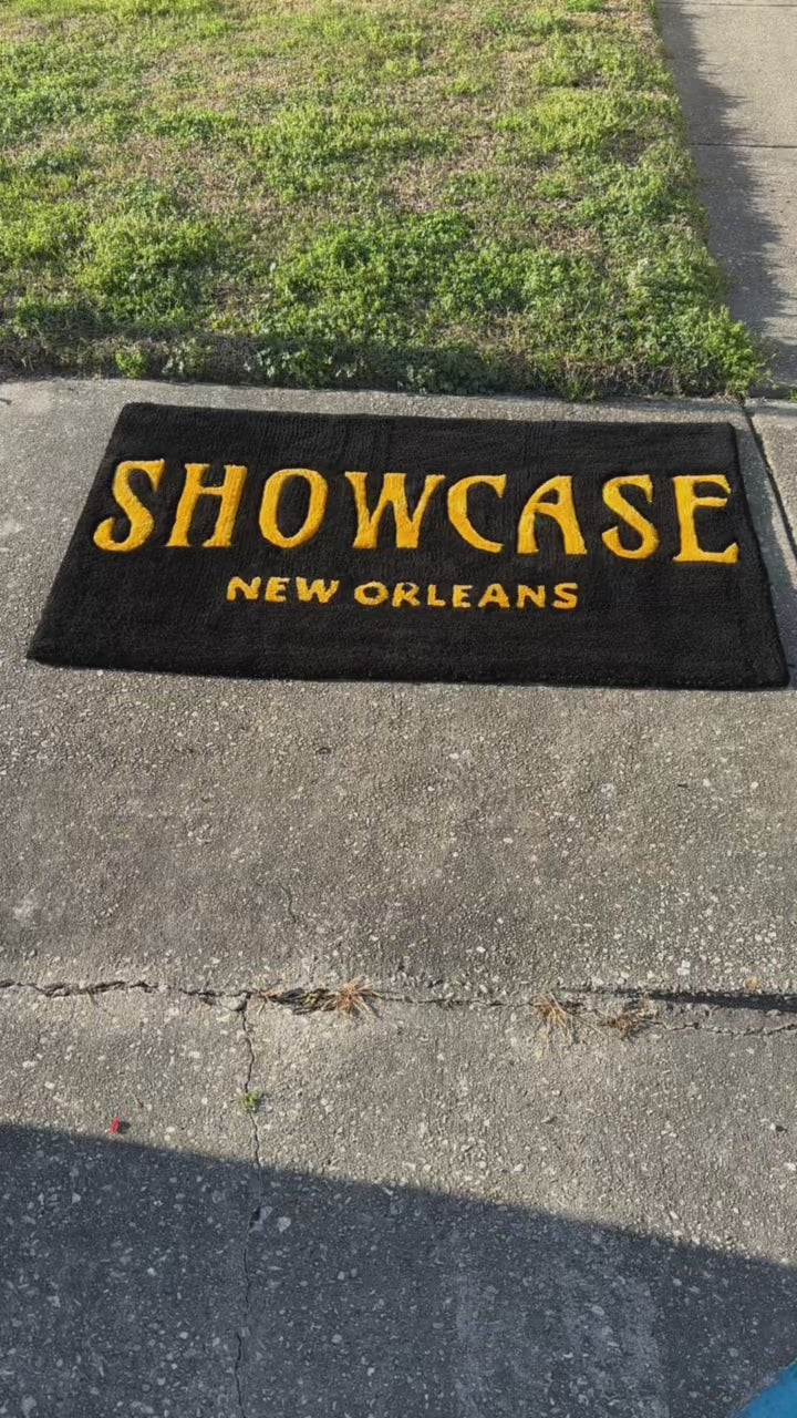 4 1/2ft long by 3 ft tall